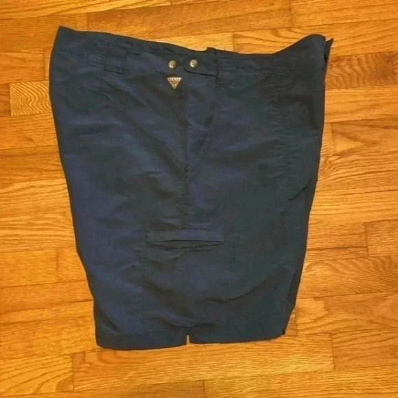 Columbia Omni Shade Performance Fishing Gear Navy Blue Mens Shorts, Size XL. - Picture 3 of 11